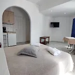Olympic Aparthotel 4*