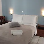 Olympic Aparthotel Oia