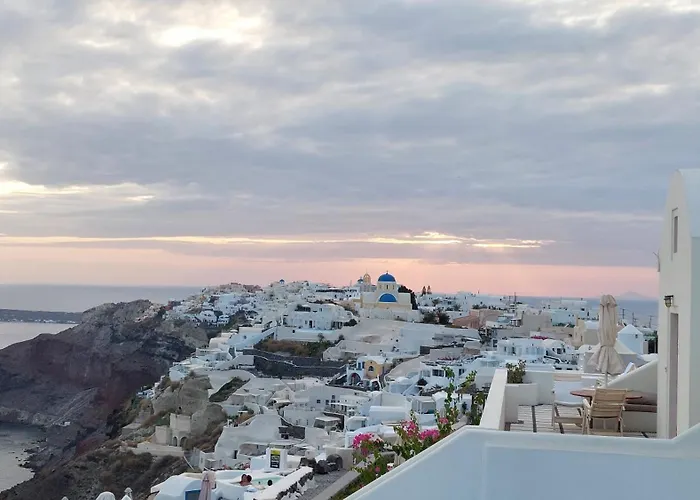 Olympic 4* Oia (Santorini)