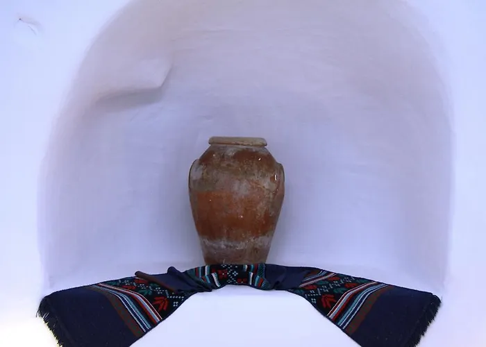 Olympic 4* Oia (Santorini)