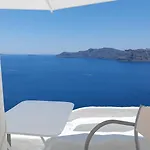Olympic Aparthotel Oia
