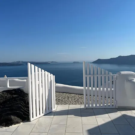 Olympic Oia (Santorini)