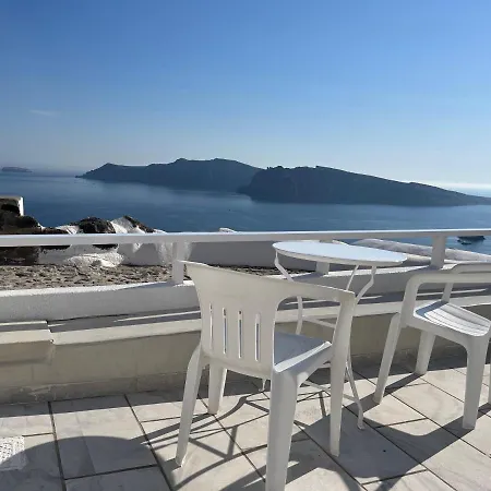 Olympic Aparthotel Oia (Santorini)