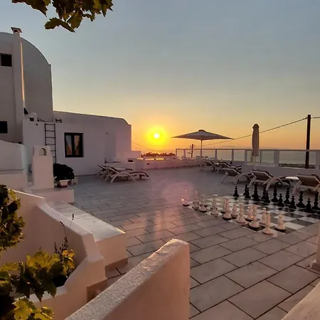 Olympic Oia (Santorini)