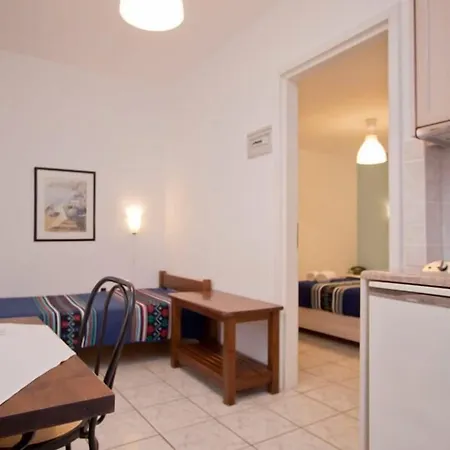 Olympic Aparthotel Ia
