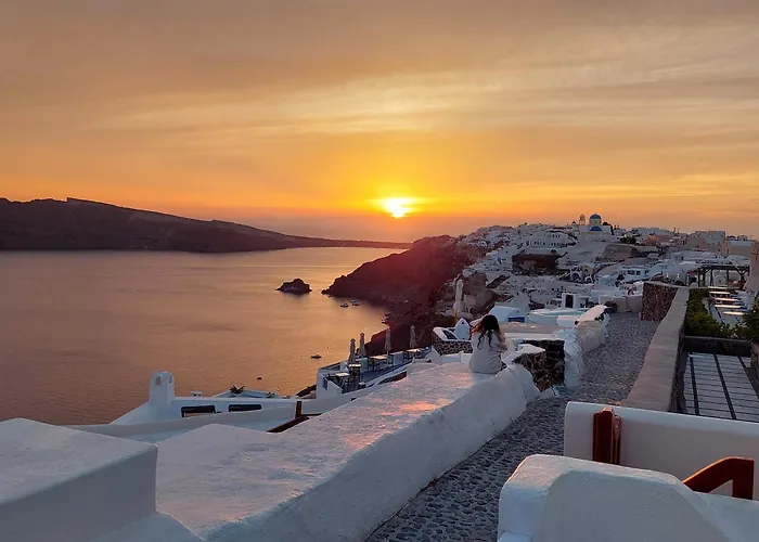 Olympic 4* Oia (Santorini)