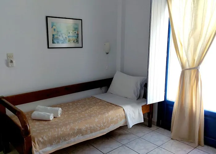 Olympic Oia (Santorini)